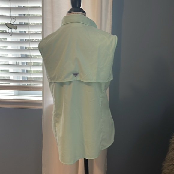 Columbia Light weight summer top - Picture 3 of 4